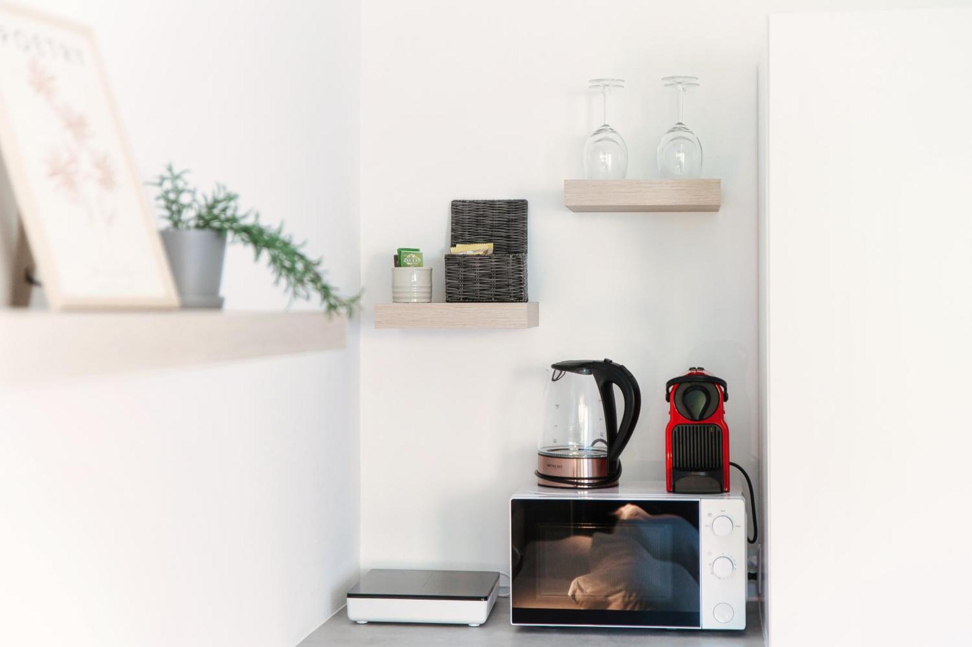 Le Betulle Studios By Quokka 360 - Studio Apartments By The Origlio Lake 外观 照片